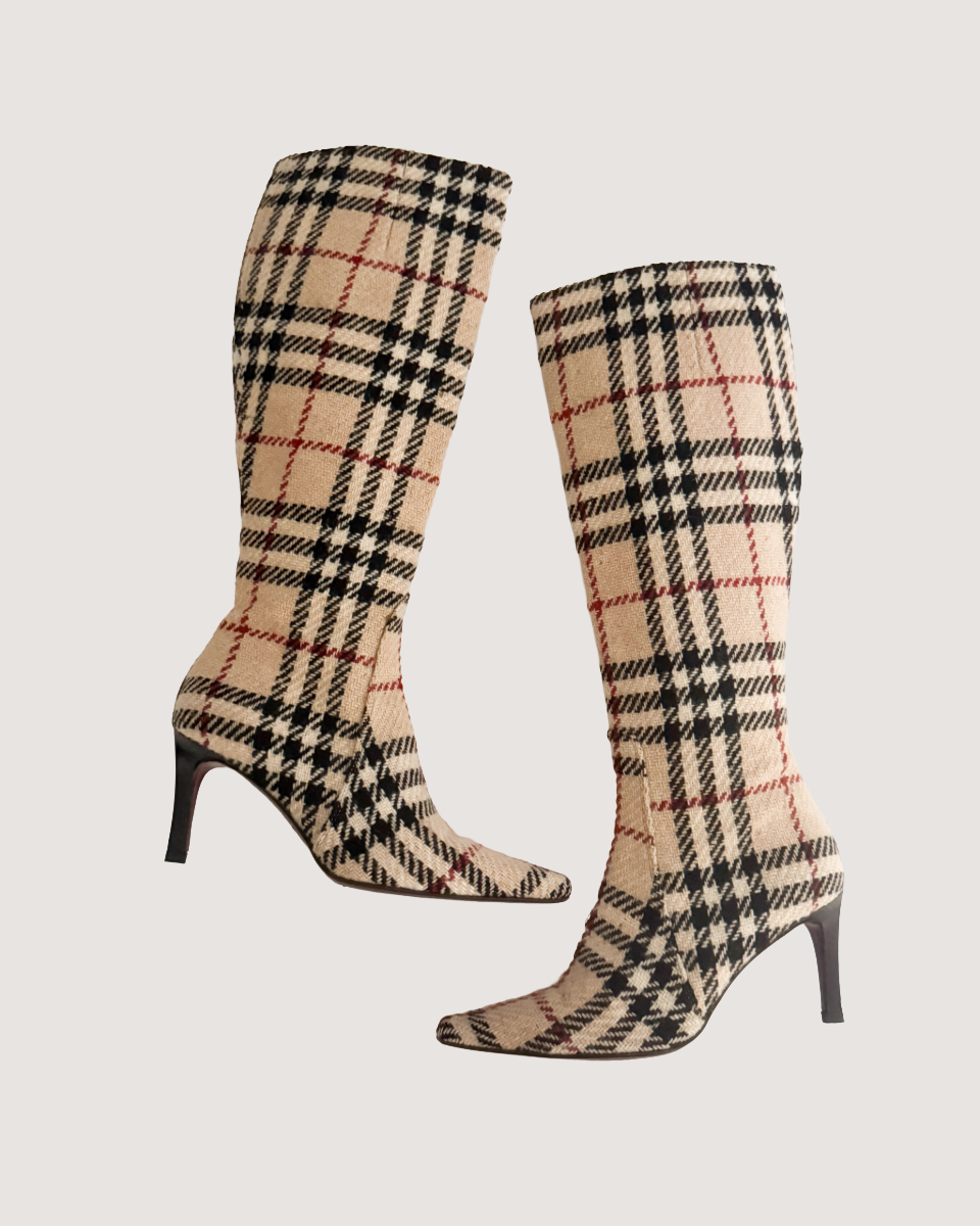 Burberry Vintage Nova Check Wool Boot Heels (IT 36) — sororité.